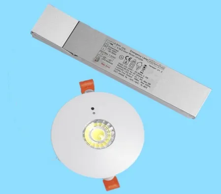 Światło awaryjne typu downlight, znak ewakuacyjny, 3h, IP65, zasilanie bateryjne, do sklepu, warsztatu, centrum handlowego 8